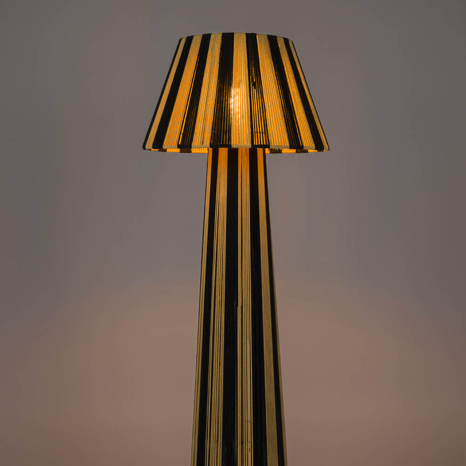 Stripe it up - stojanová lampa