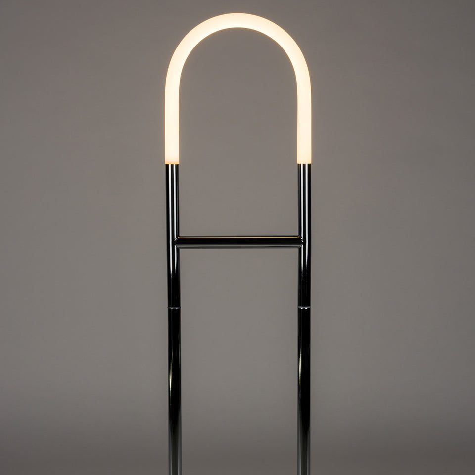 Arch - chrómová stojanová lampa