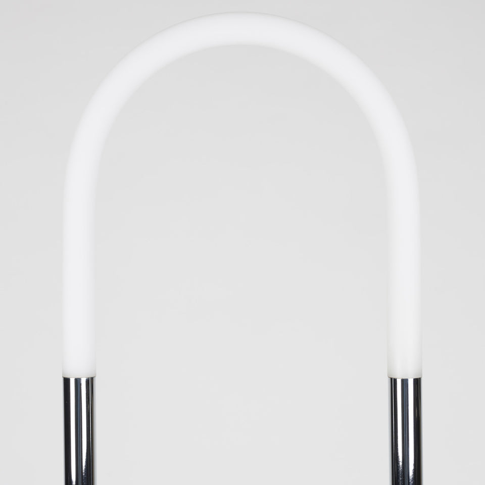 Arch - chrómová stojanová lampa