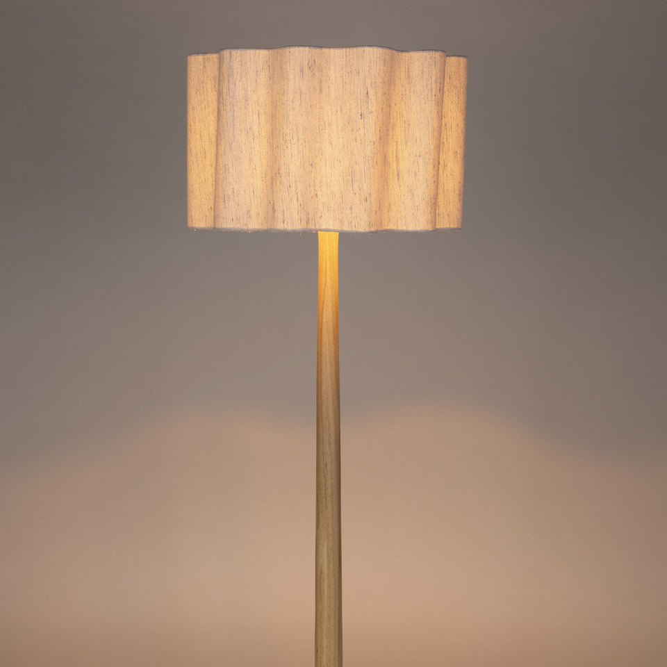 Scallop - stojanová lampa