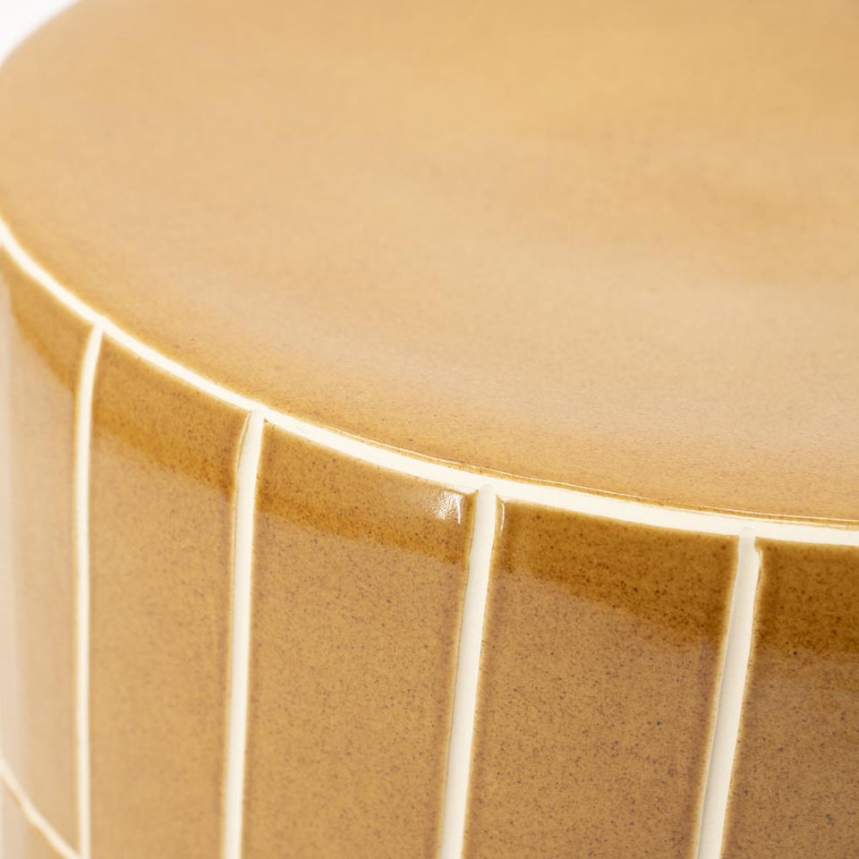 Tiletastic - príručný stolík