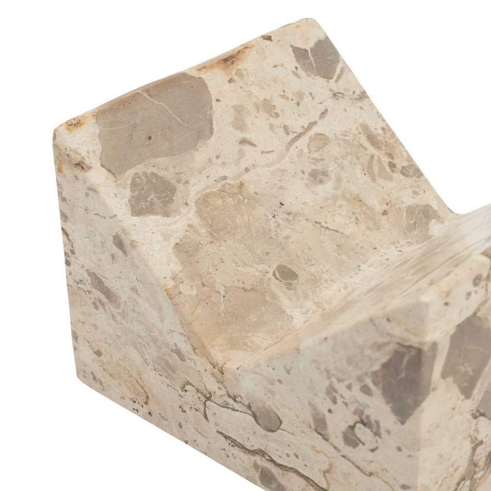 Pietra