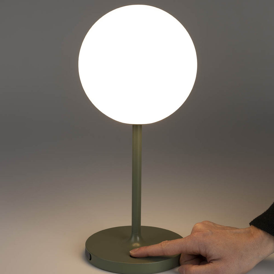 Hub - stolová lampa