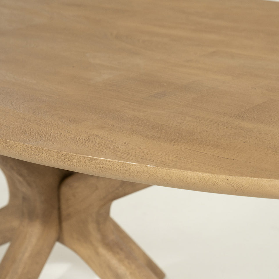 Tycho - jedálenský stôl