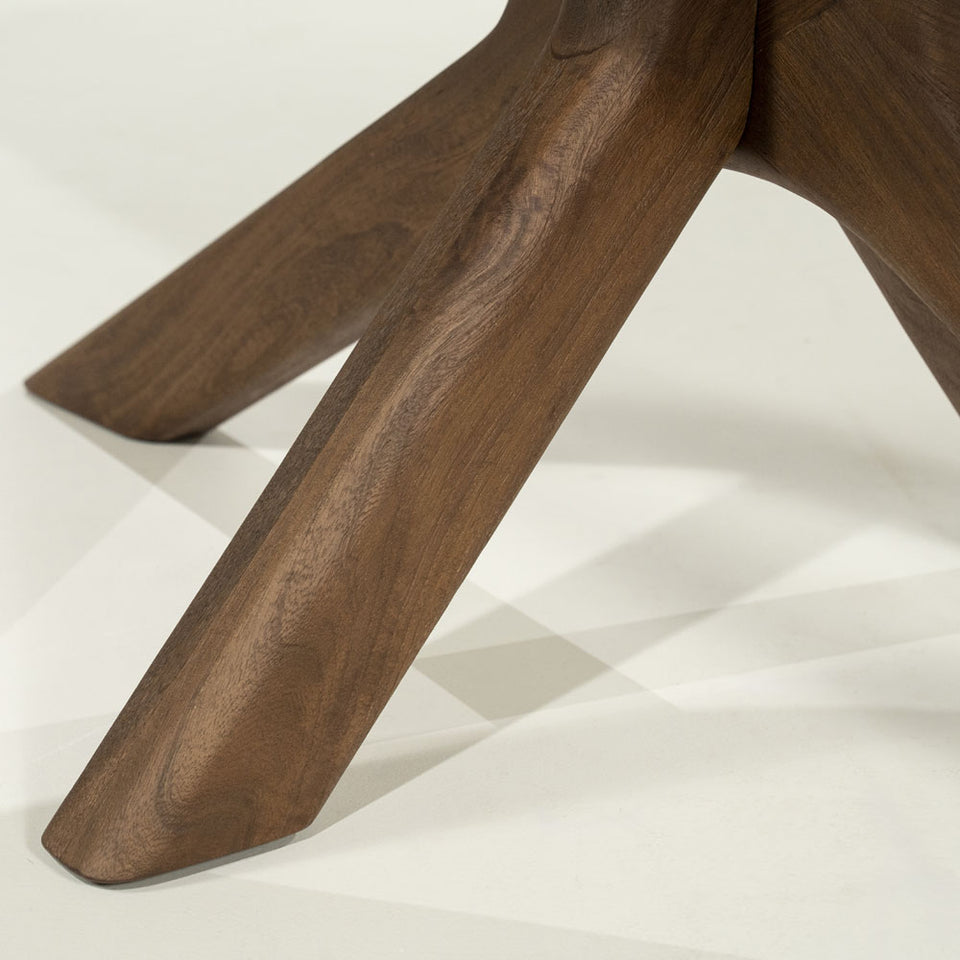 Tycho - jedálenský stôl