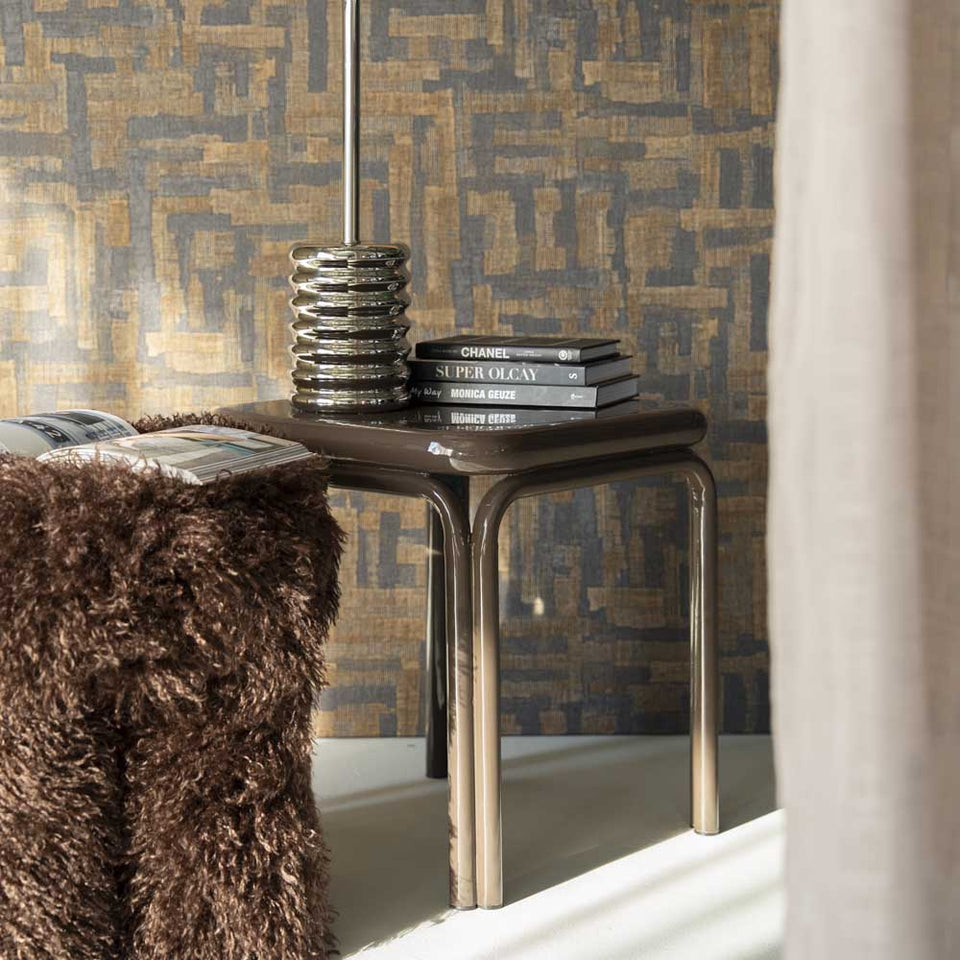 Zilo - príručný stolík