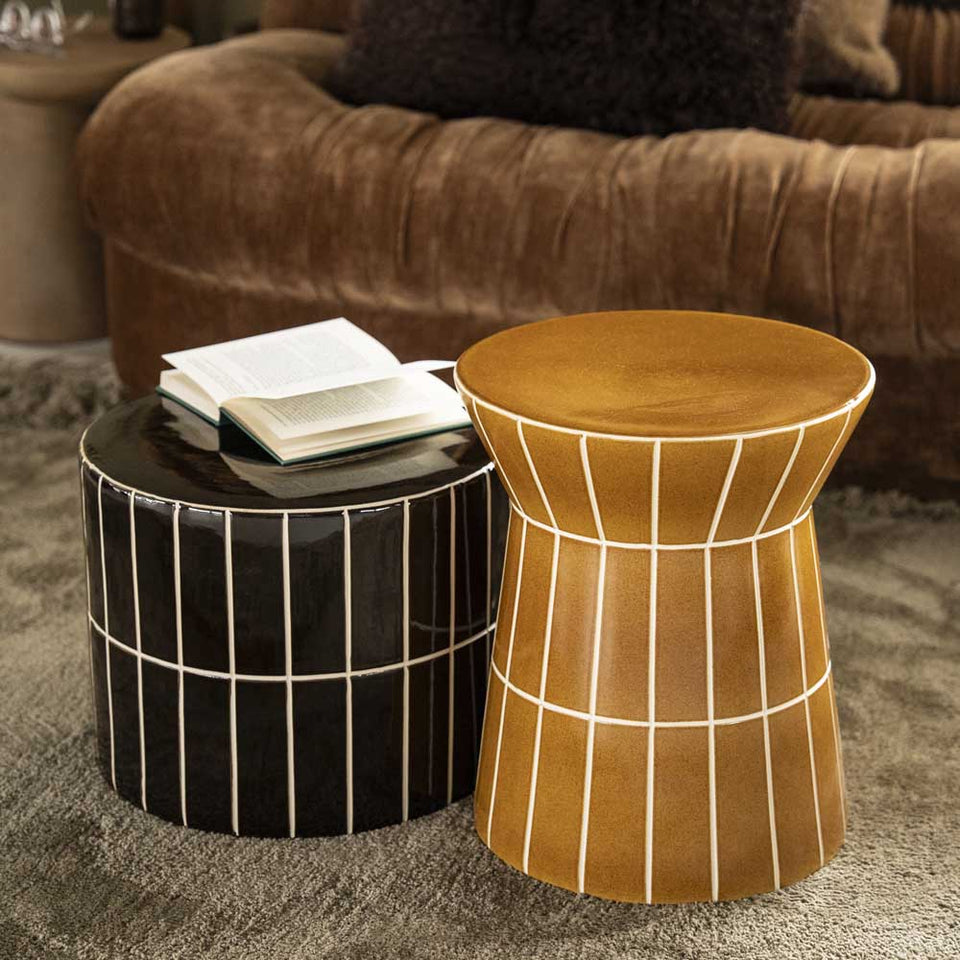 Tiletastic - príručný stolík