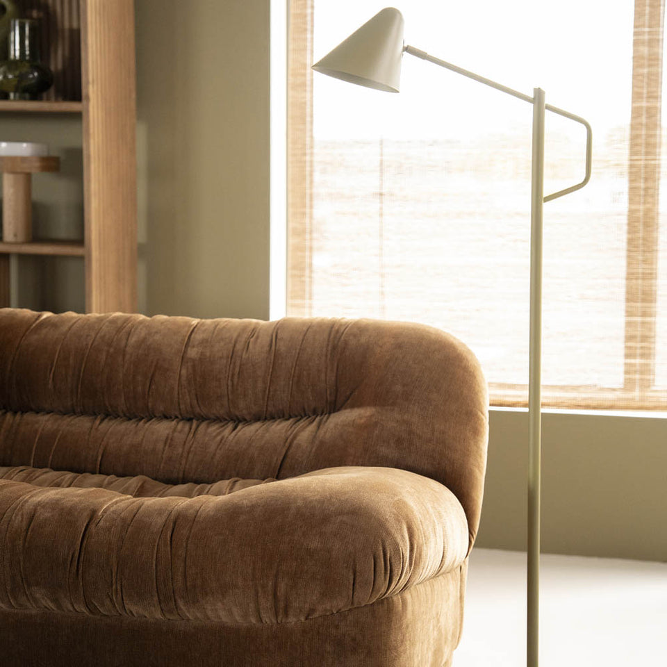 Capa - stojanová lampa