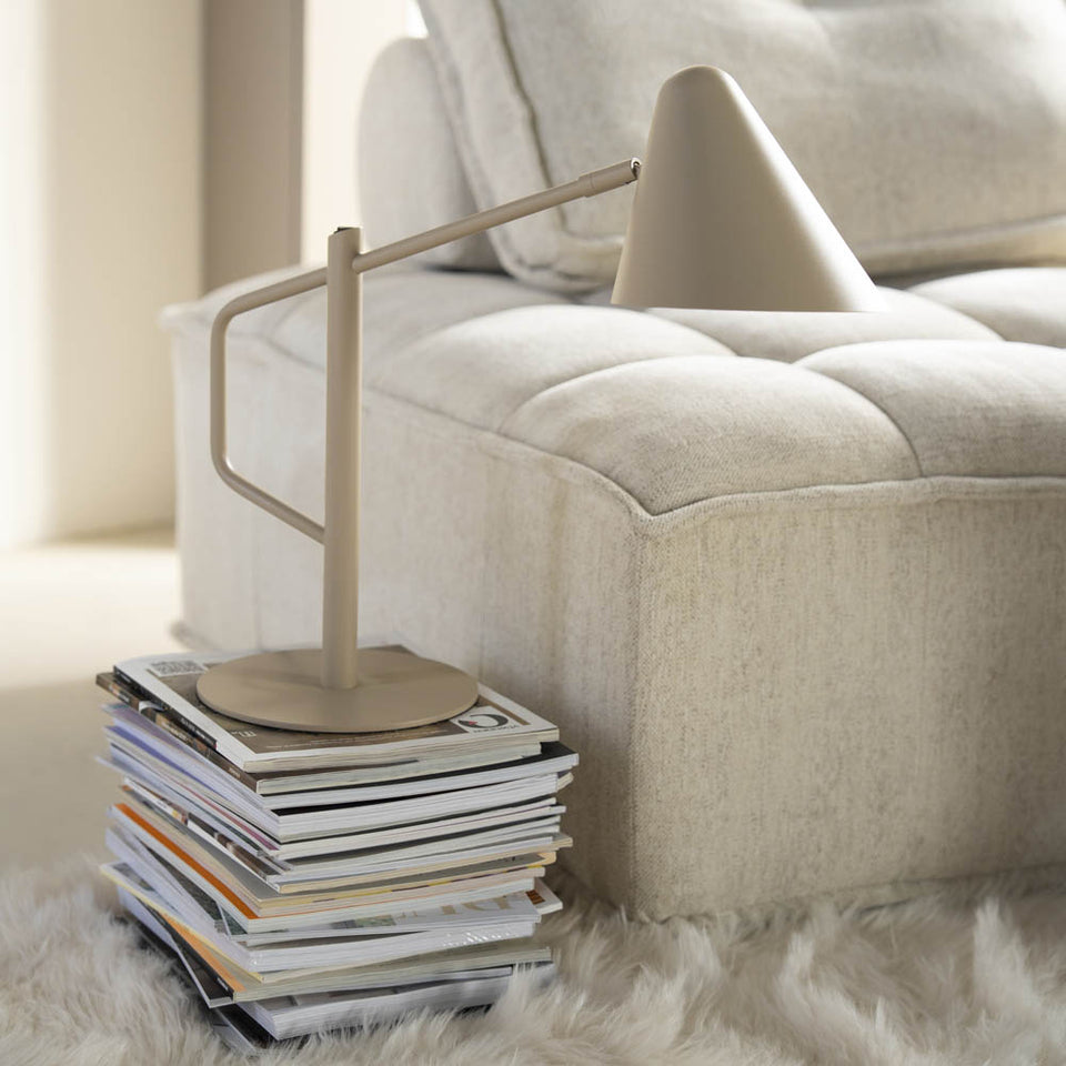 Capa - stolová lampa