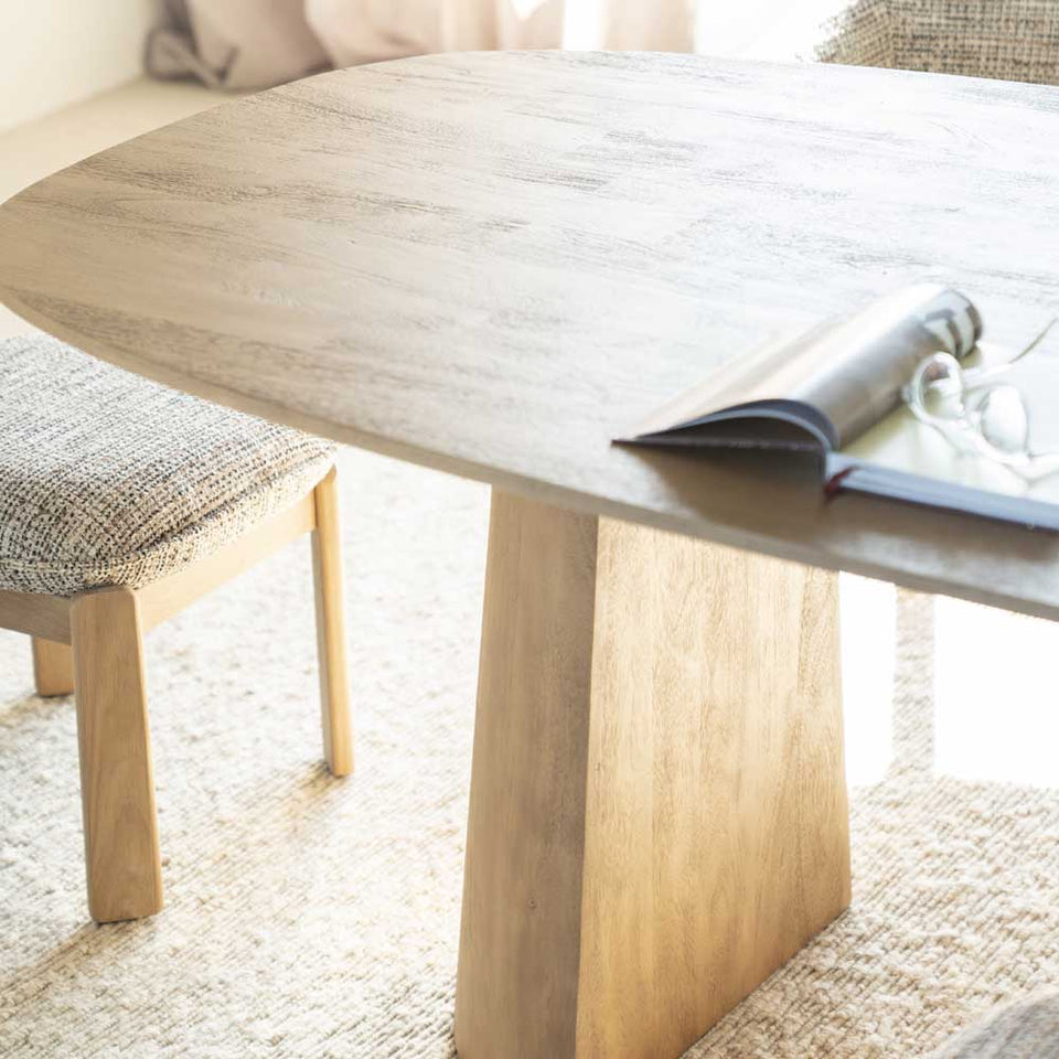 Lune - jedálenský stôl